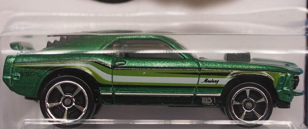 Ford Mustang Mach 1 70 side view